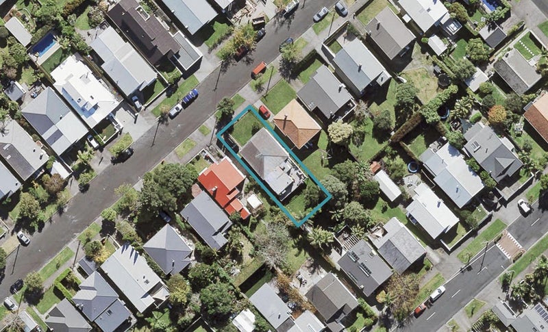 37 Chester Avenue, Westmere, Auckland - Carousel 1