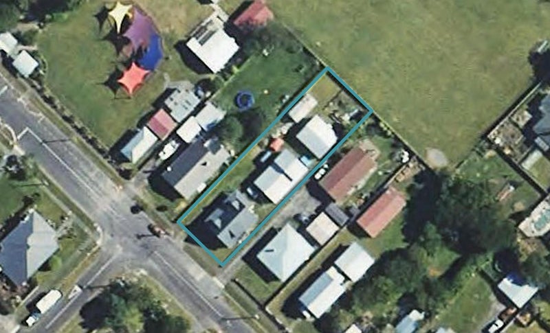 12 Galt Street, Hawera - Carousel 1