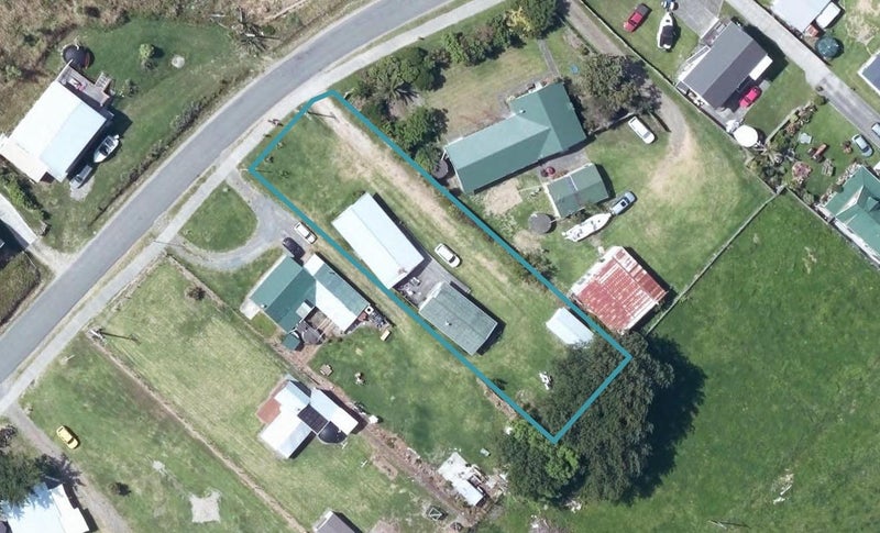 177 Newcastle Street, Māhia - Carousel 1