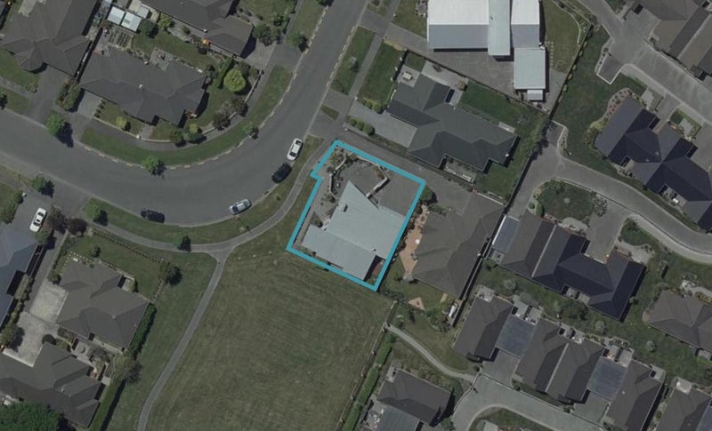 35 Bibiana Street, Aidanfield, Christchurch - Carousel 1