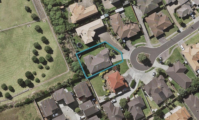 15 Ballydonegan Rise, East Tamaki, Auckland - Carousel 1