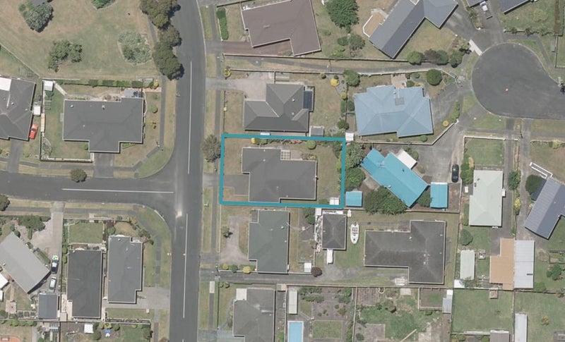 8 Kakaho Drive, Tawhero, Whanganui - Carousel 1