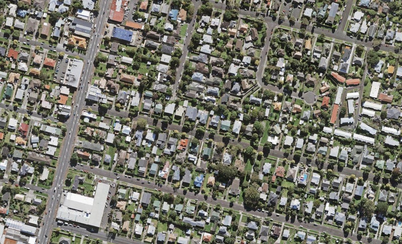 16 Kings Road, Mount Roskill, Auckland - Carousel 1