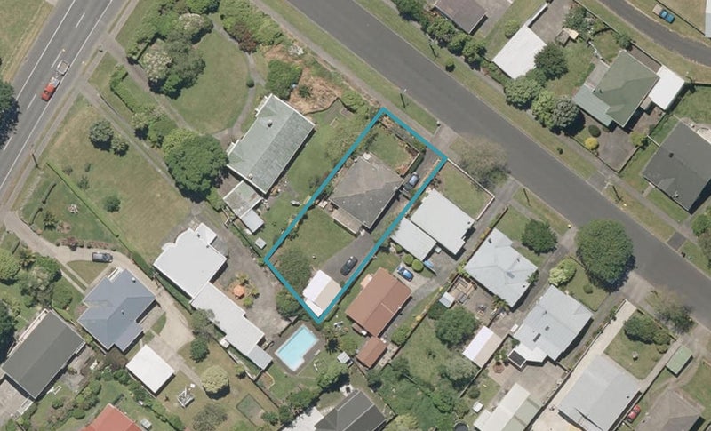 2A Hakeke Street, Whanganui East, Whanganui - Carousel 1