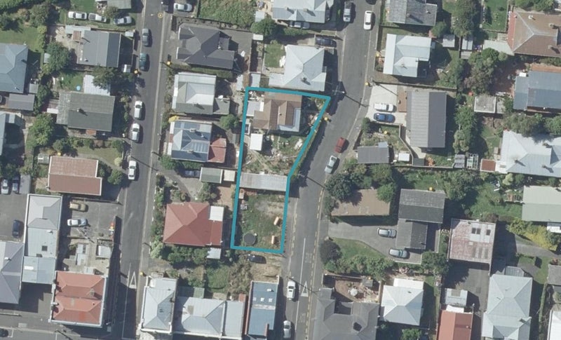 16 Goodall Street, Caversham, Dunedin - Carousel 1