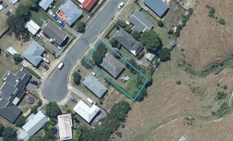 25 Marne Grove, Waitangirua, Porirua - Carousel 1