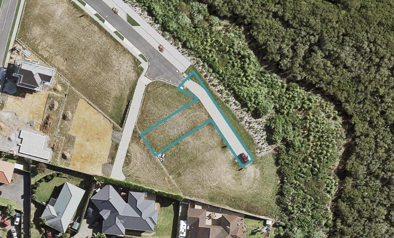 81 Becker Drive, Weymouth, Auckland - Carousel 1