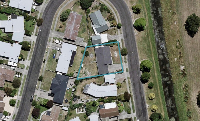 33 Titoki Crescent, Pirimai, Napier - Carousel 1