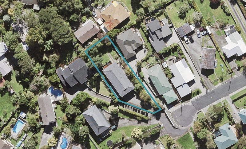 31 Barron Drive, Green Bay, Auckland - Carousel 1