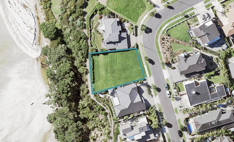67 Pine Harbour Parade, Beachlands, Auckland - Carousel 1