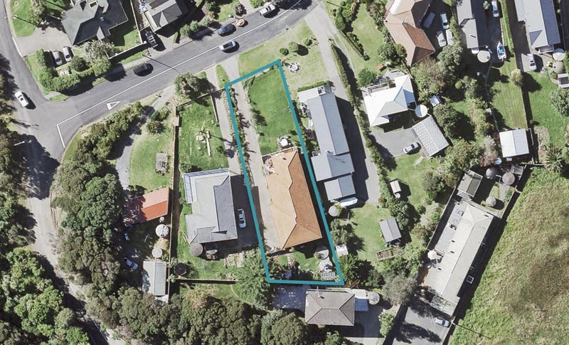 5 Campbell Road, Maraetai, Auckland - Carousel 1