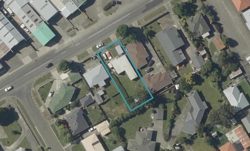 400 Tremaine Avenue, Takaro, Palmerston North - Carousel 1