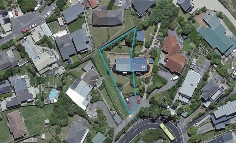 108 Homebush Road, Khandallah, Wellington - Carousel 1