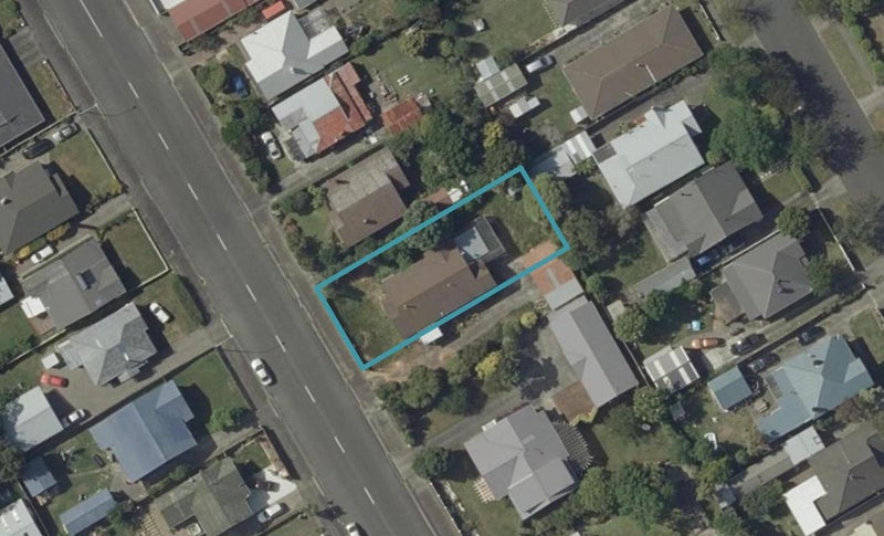 15 Lyndhurst Street, Takaro, Palmerston North - Carousel 1
