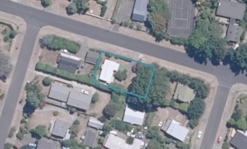27 Matuku Street, Two Mile Bay, Taupo - Carousel 1