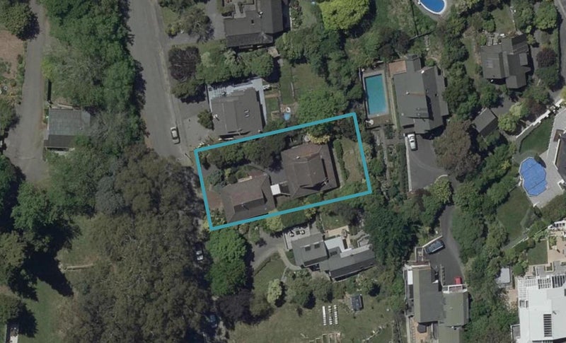 2/11 Shalamar Drive, Cashmere, Christchurch - Carousel 1