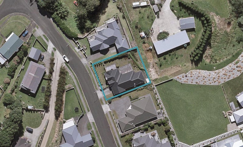 37 Alberta Road, Glen Avon, New Plymouth - Carousel 1