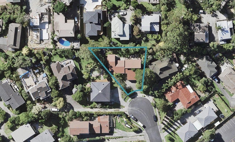 10 Noumea Place, Mairangi Bay, Auckland - Carousel 1