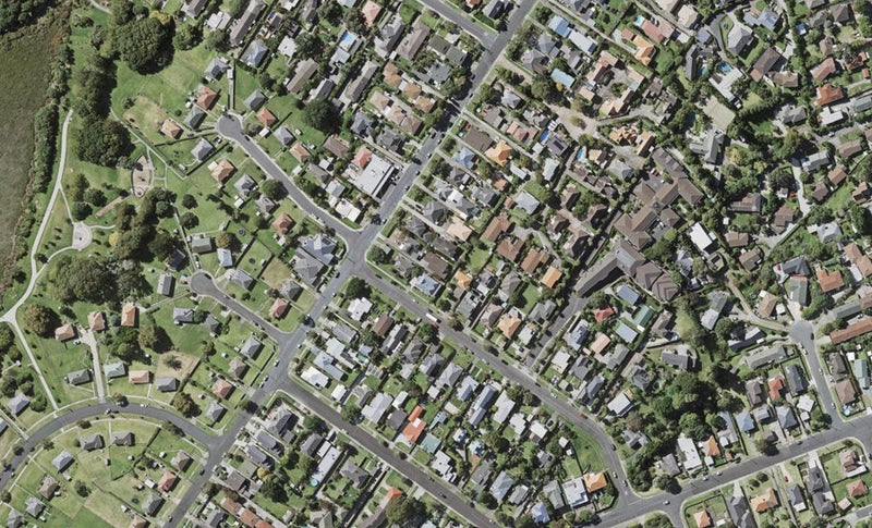 2/64 Eversleigh Road, Belmont, Auckland - Carousel 1