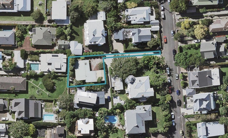 11 Mays Street, Devonport, Auckland - Carousel 1