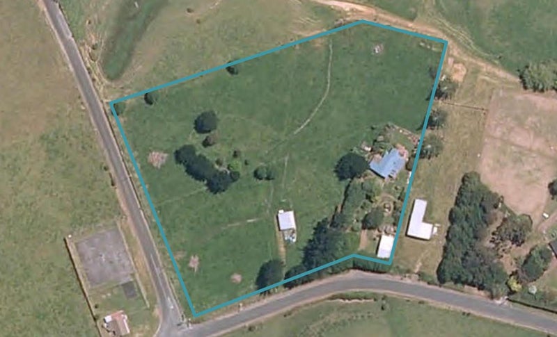 385 Grahams Beach Road, Waiuku - Carousel 1