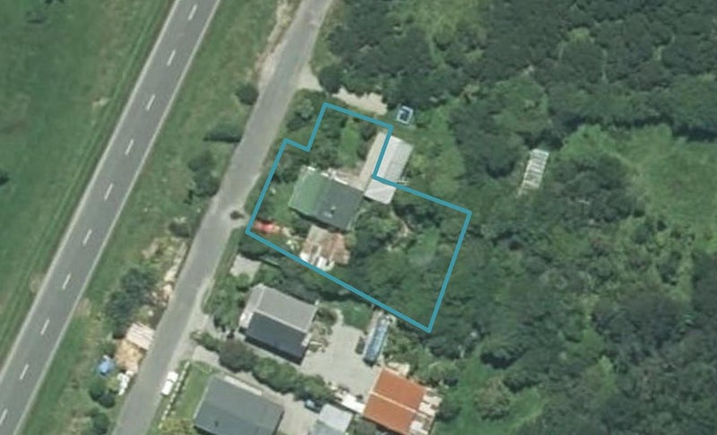 74 Butlers Road, Hokitika - Carousel 1