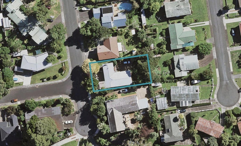 42 Callis Avenue, Opaheke, Papakura - Carousel 1