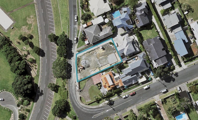 5 Marine Terrace, Bayswater, Auckland - Carousel 1