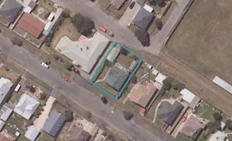 32 Lynn Street, Oamaru North, Oamaru - Carousel 1