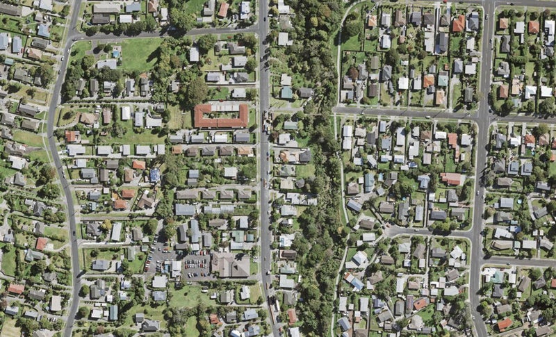 84 Glendale Road, Glen Eden, Auckland - Carousel 1