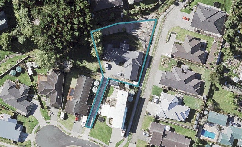 29A Pony Park Place, Beachlands, Auckland - Carousel 1