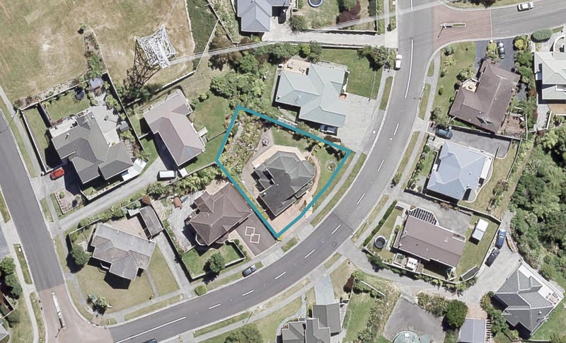 160 Tirohanga Road, Tirohanga, Lower Hutt - Carousel 1