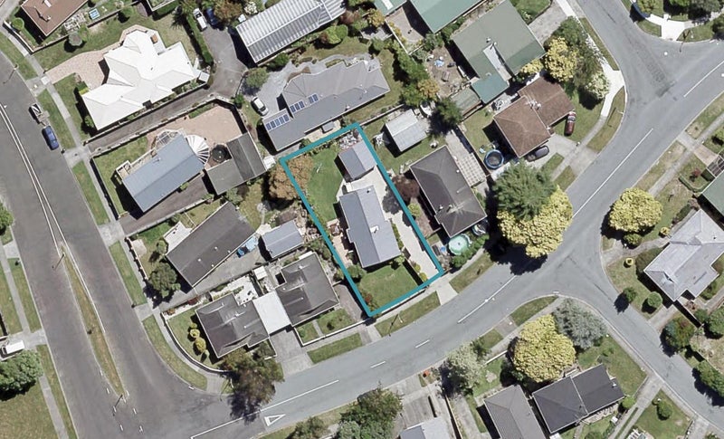 3 Montana Road, Totara Park, Upper Hutt - Carousel 1