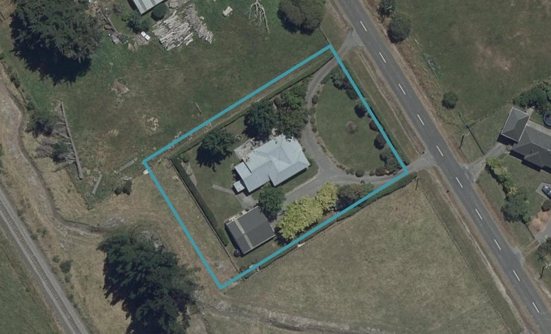 99 Willoughby Street, Halcombe, Feilding - Carousel 1