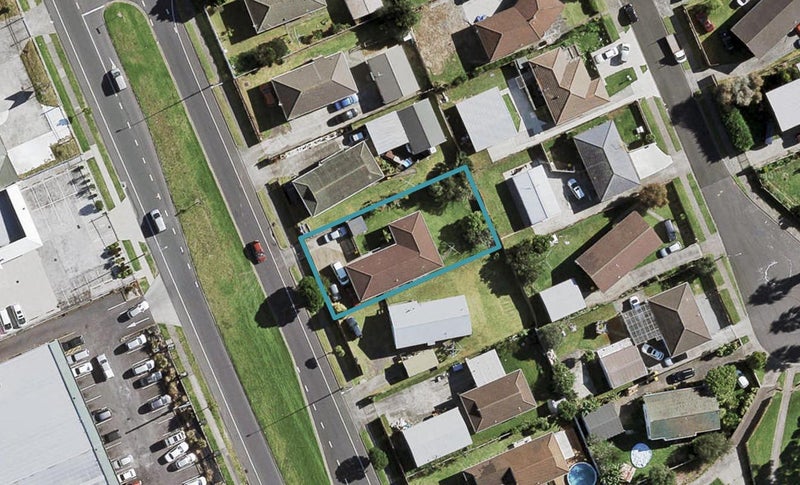 462 Roscommon Road, Clendon Park, Auckland - Carousel 1