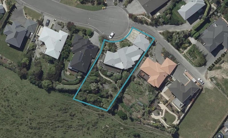 42 Highcrest Heights, Westmorland, Christchurch - Carousel 1