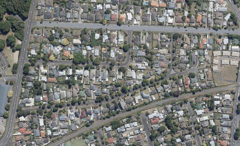 22 Young Street, Claudelands, Hamilton - Carousel 1