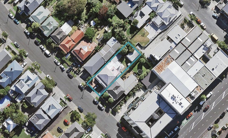 3 Ariki Street, Grey Lynn, Auckland - Carousel 1