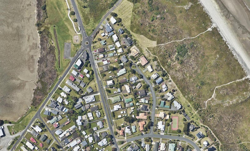 15 Wakanoi Place, Bowentown, Waihi Beach - Carousel 1