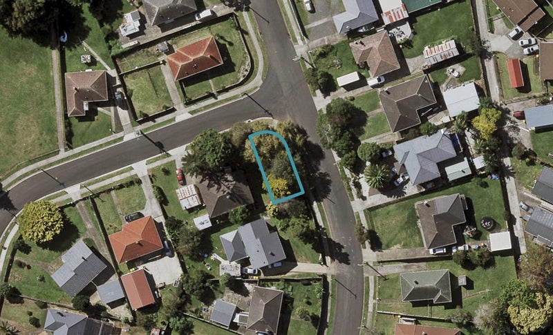 2A Clutha Crescent, Clover Park, Auckland - Carousel 1