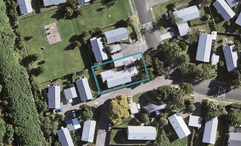 22 Keri Anne Place, Goodwood Heights, Auckland - Carousel 1