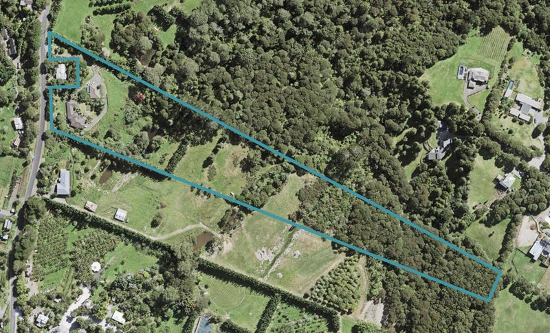 84 Parker Road, Oratia, Auckland - Carousel 1