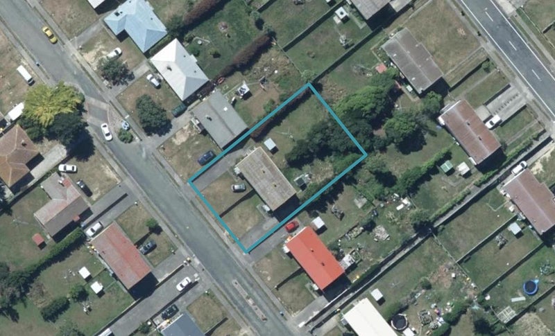 15 Kaituna Street, Waitangirua, Porirua - Carousel 1