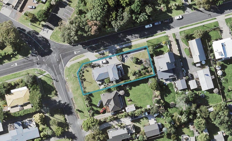 137 Second View Avenue, Beachlands, Auckland - Carousel 1