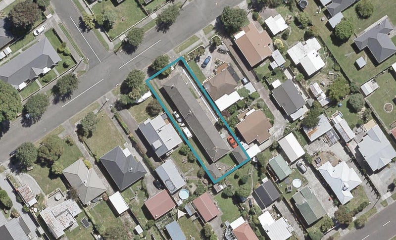 2/7 Ararino Street, Trentham, Upper Hutt - Carousel 1