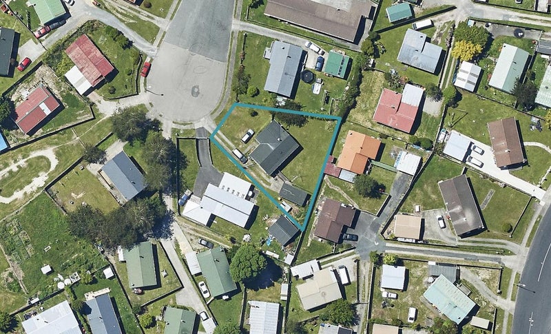 12 Beech Place, Owhata, Rotorua - Carousel 1