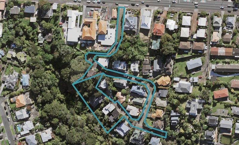 17/17 Bush View Lane, Northcote Point, Auckland - Carousel 1