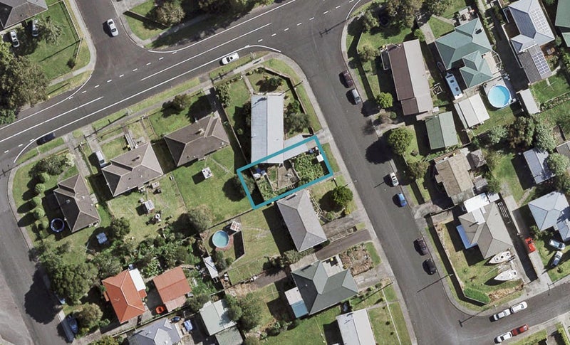 1C Sterling Avenue, Manurewa East, Auckland - Carousel 1