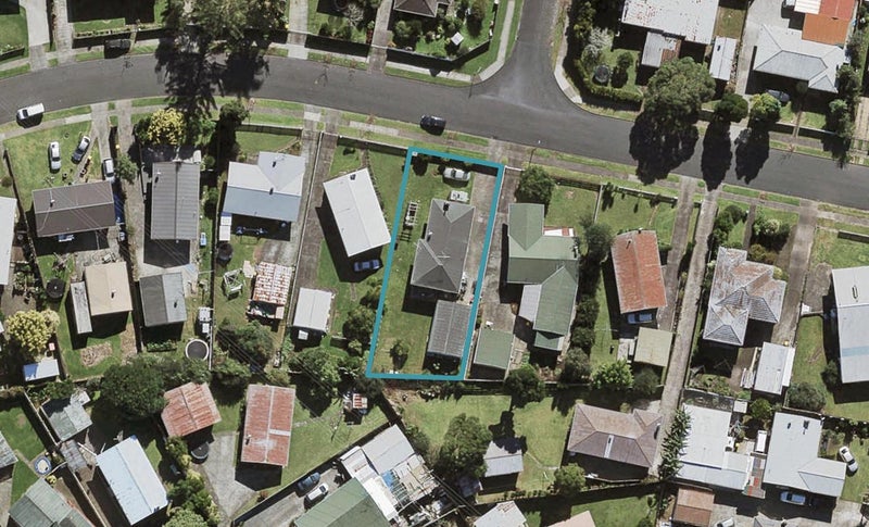 12 Quennell Avenue, Favona, Auckland - Carousel 1