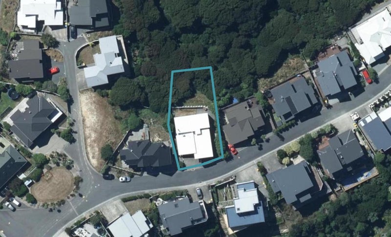 68 Saint Ives Drive, Camborne, Porirua - Carousel 1